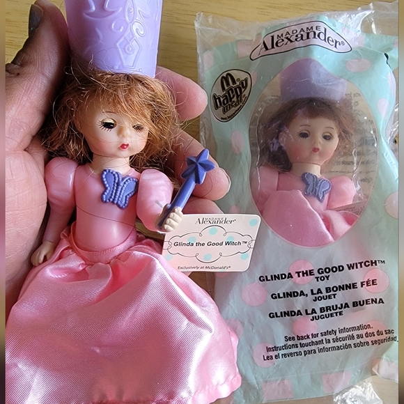 Madame Alexander Other - MADAME ALEXANDER Glinda the Good Witch doll from The Wizard of Oz.. NWT*